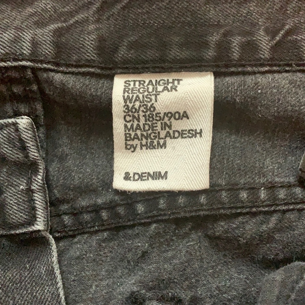 Black H&M Men’s Jeans straight regular size 36/36